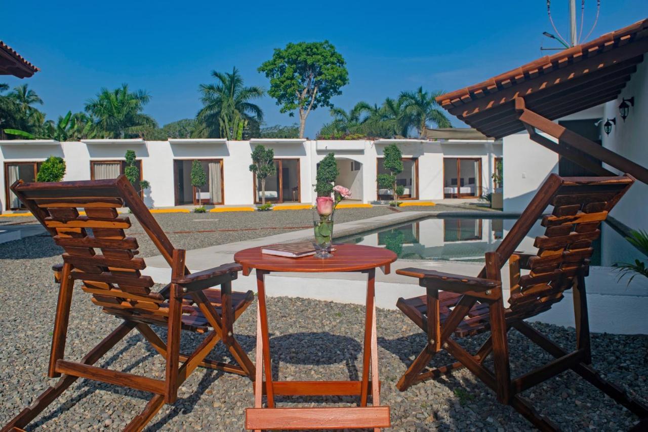 Hotel Casa Victoria Zihuatanejo Buitenkant foto