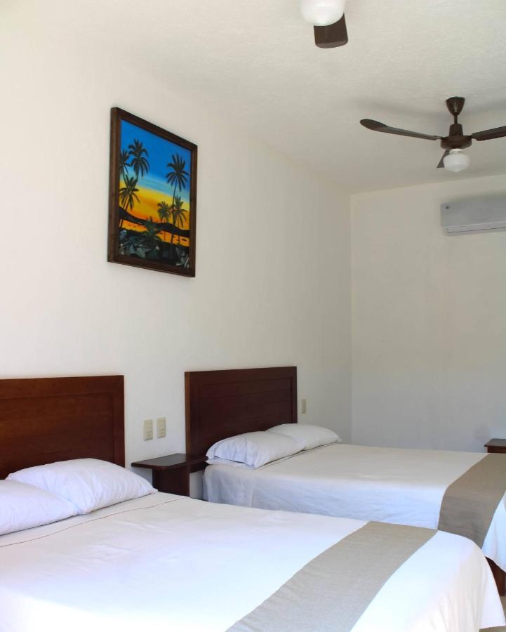 Hotel Casa Victoria Zihuatanejo Buitenkant foto